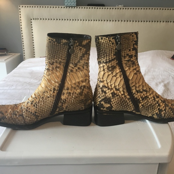 vera cuoio reptile skin boot, size 37.5 - Picture 4 of 5